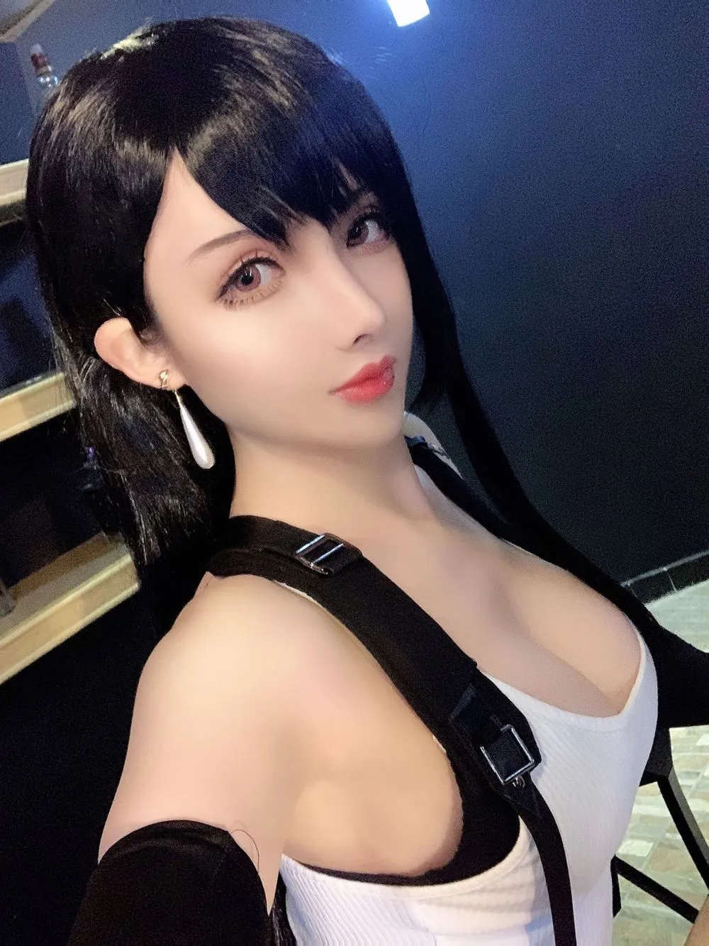 肉扣热热子（rioko凉凉子） 蒂法自拍 19P
