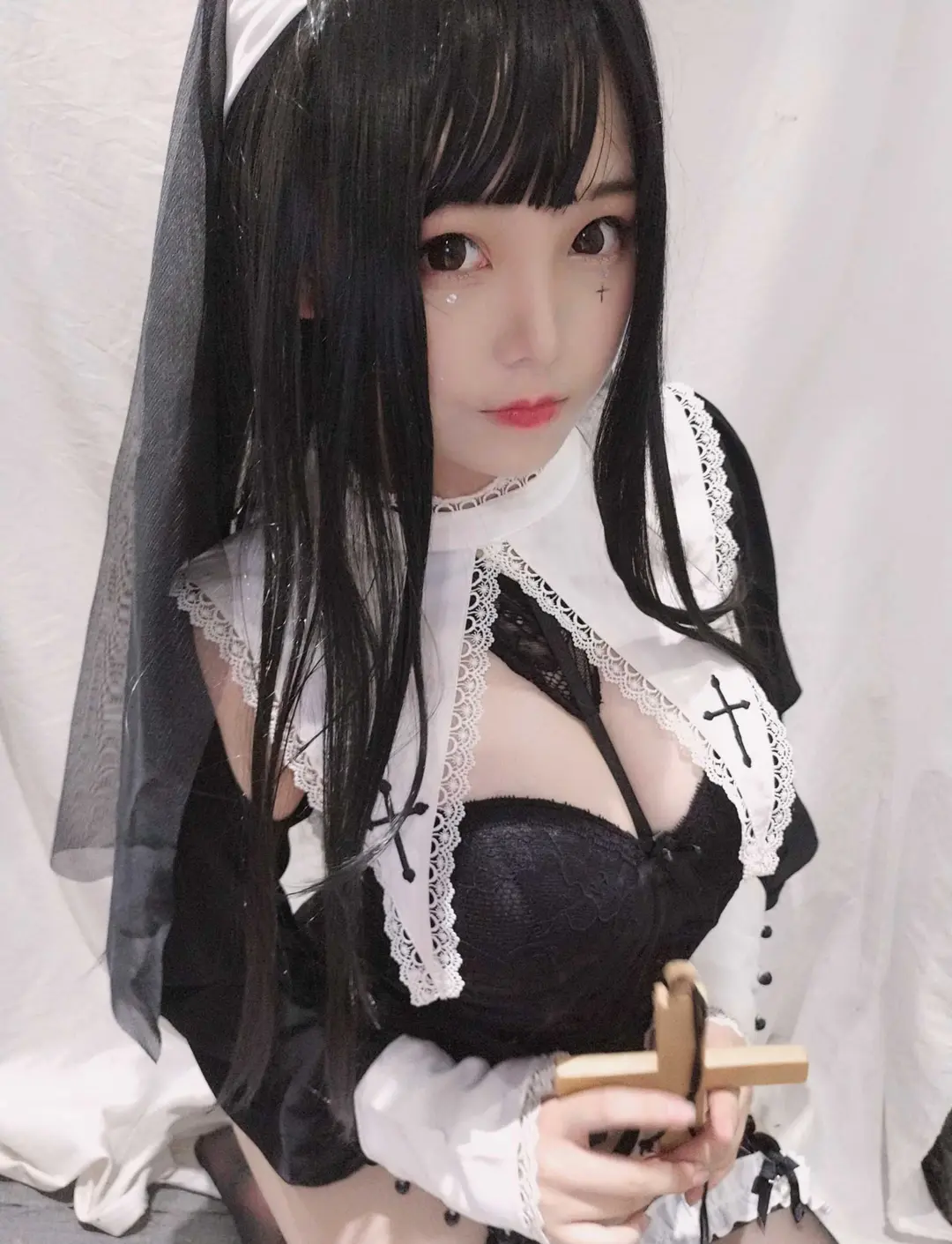 蜜汁猫裘 NO.006 修女 25P