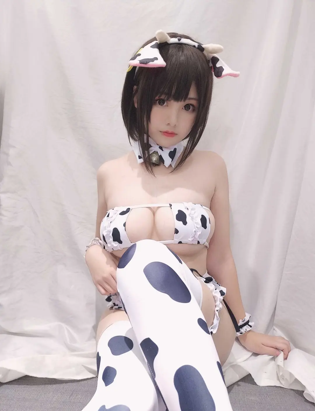蜜汁猫裘 NO.025 小奶牛自拍版女仆 20P