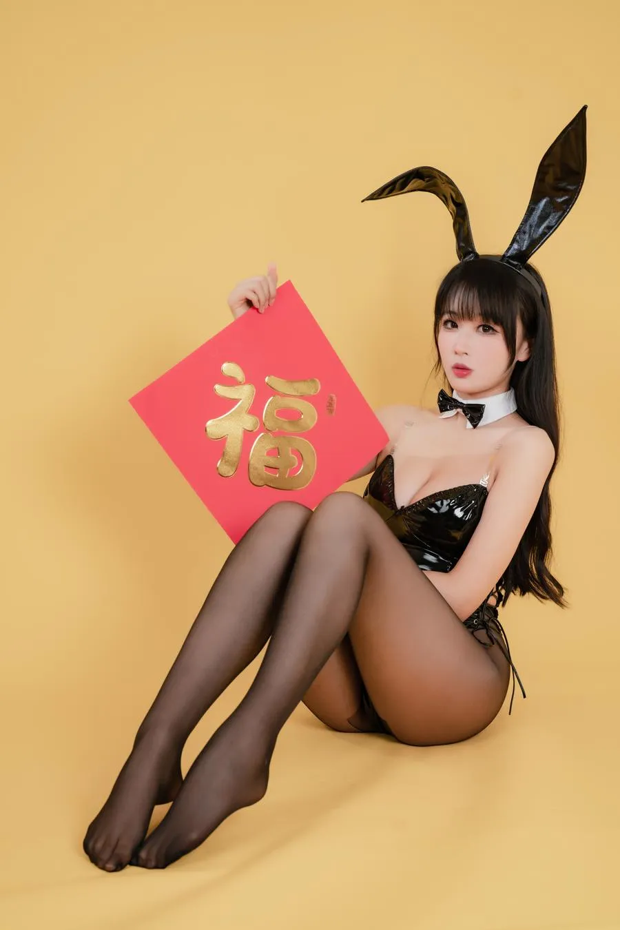 轩萧学姐 新春福兔 黑兔女郎 20P