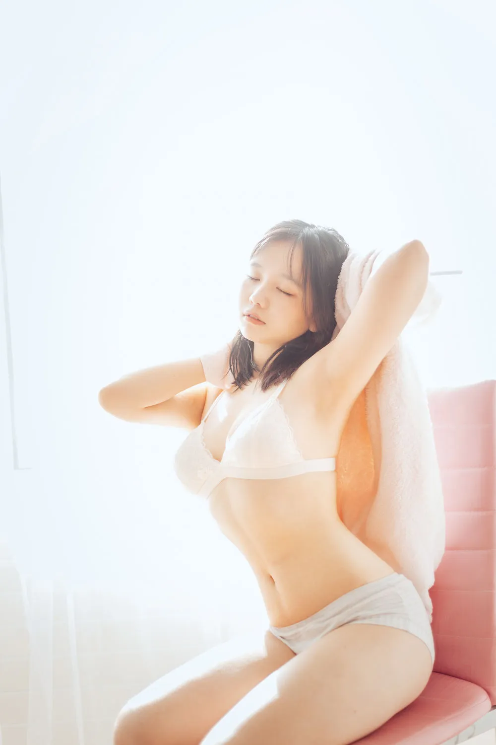 阿半今天很开心 – 私房 26P