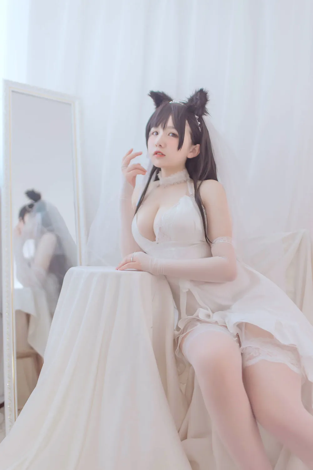 阿半今天很开心 – 爱宕婚纱 36P