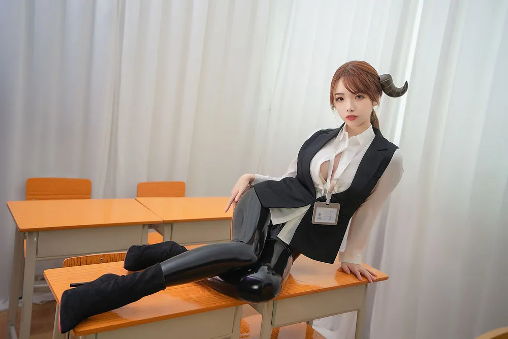 雯妹不讲道理 魅魔本全部电子档 – office devil 27P